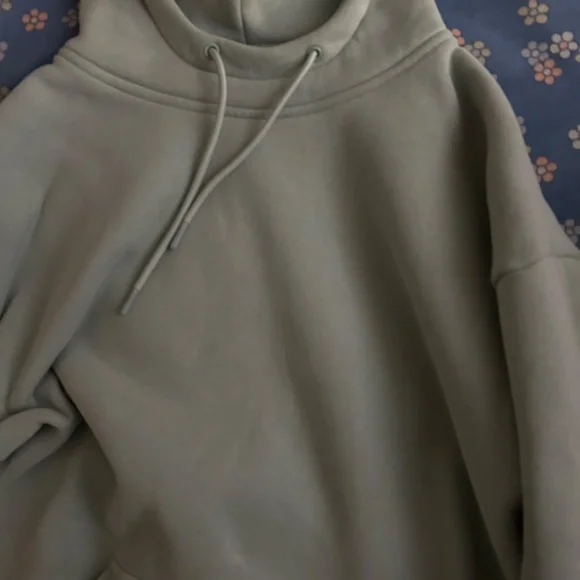 Comfrt Airplane Mode Hoodie Aloe Size Medium New - Picture 2 of 6